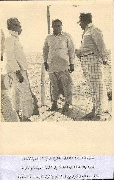 ދެކުނު ގަޑުބަޑުގެ ދުވަސްވަރު